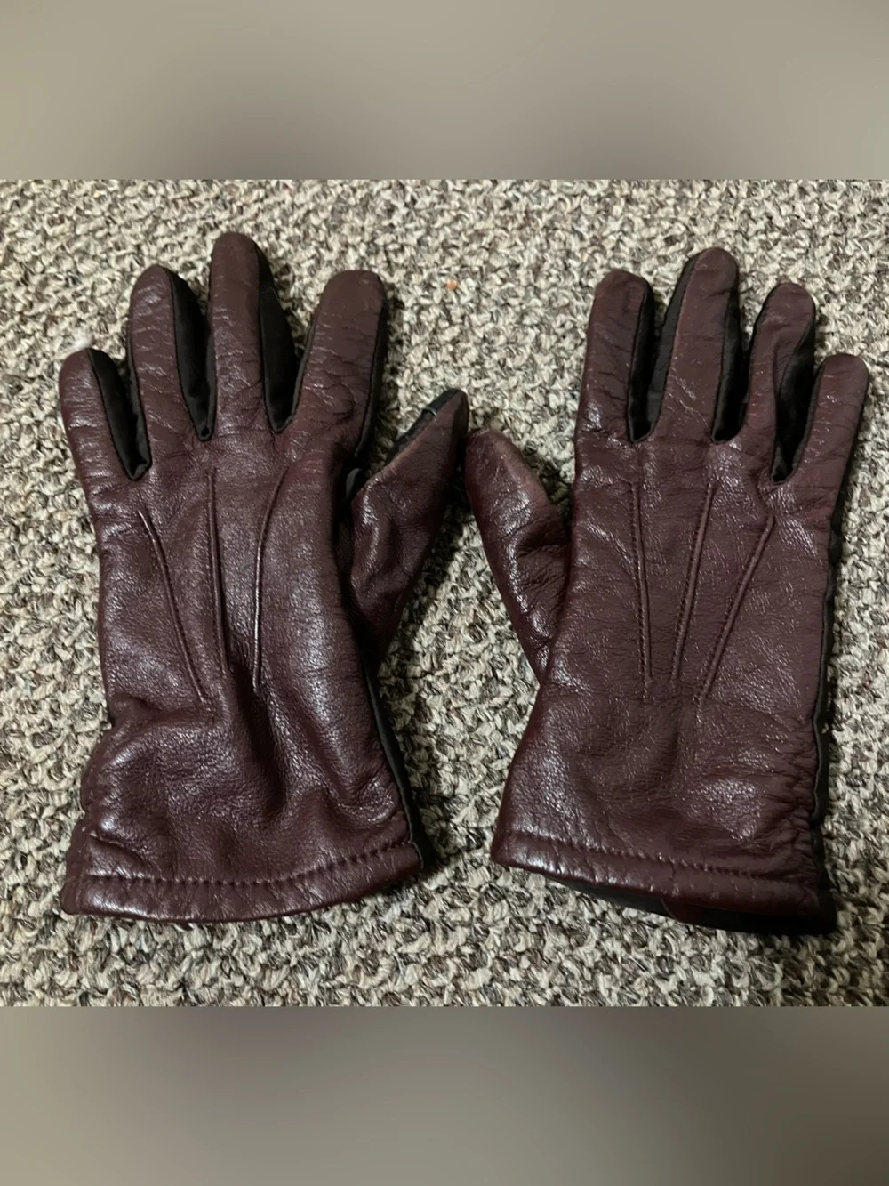 Burgundy leather gloves with cell screen touch enablement - like new, size S